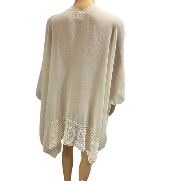 Isa & Stef Inc Cream Open Front Kimono with Lace Detail One Size - Picture 3 of 5